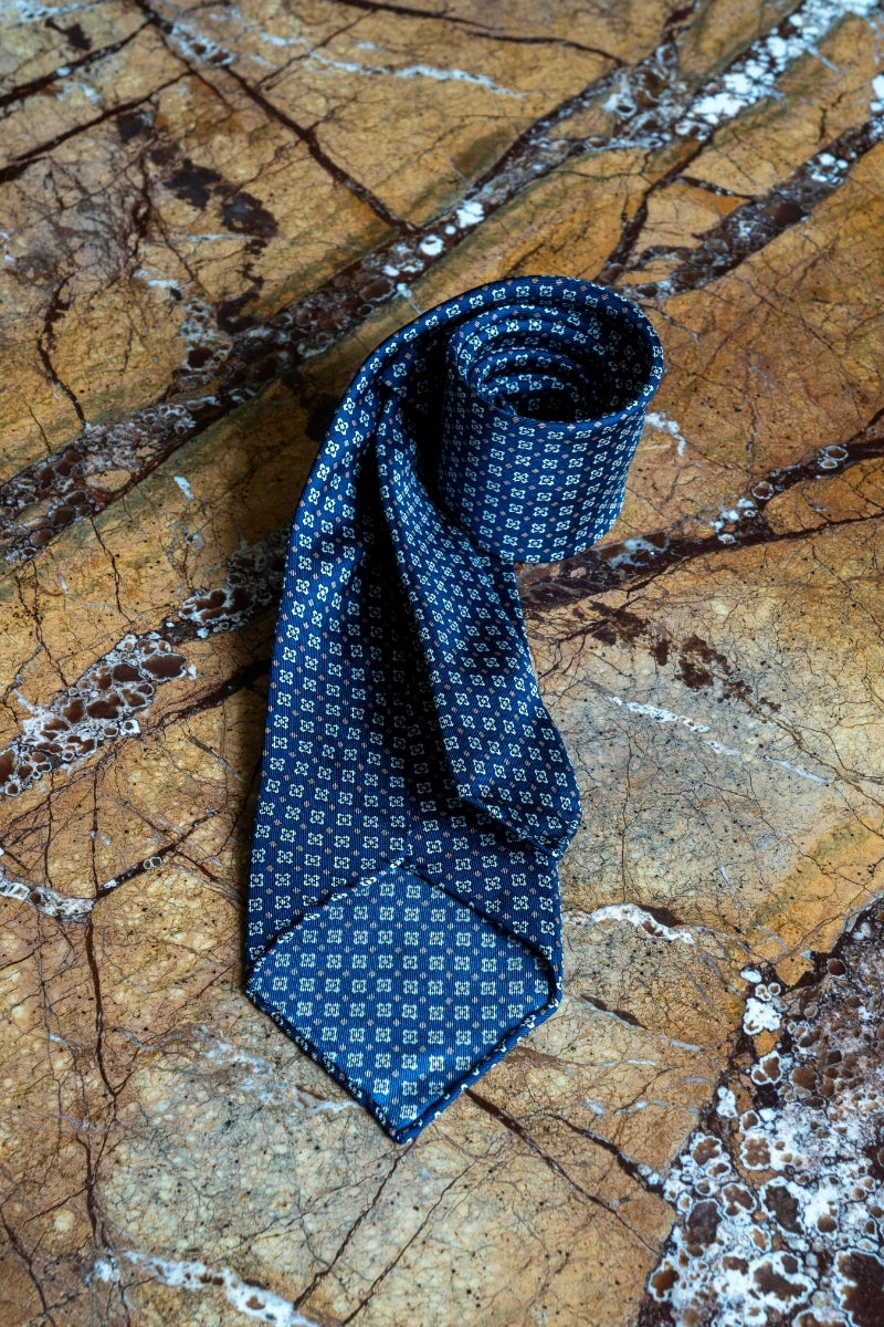 Jedwabny Granatowy Krawat w Ornamenty