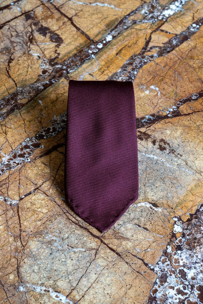 Bordowy Krawat z Grenadyny (Fina)